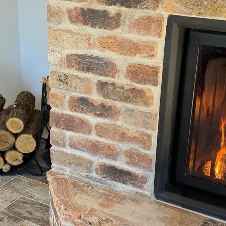 Rocky View 2 Villa *